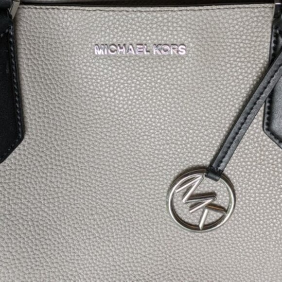EUC Michael Kors Kimberly Shopper grey pebbled leather silver hw zip top tote - Picture 7 of 9